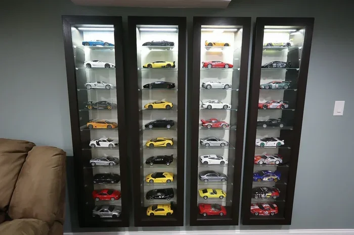1 18 Scale Diecast Model Cars Every Collector Must Own